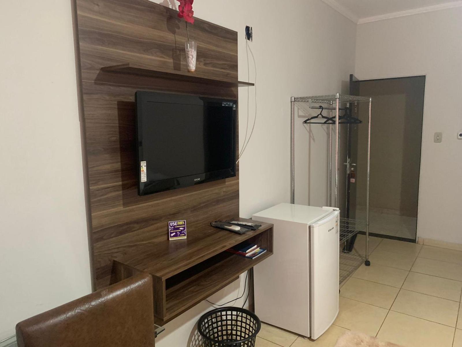 Salata Hotel Centro Jardinópolis Kültér fotó